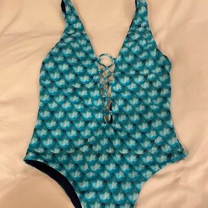 San Lorenzo one piece